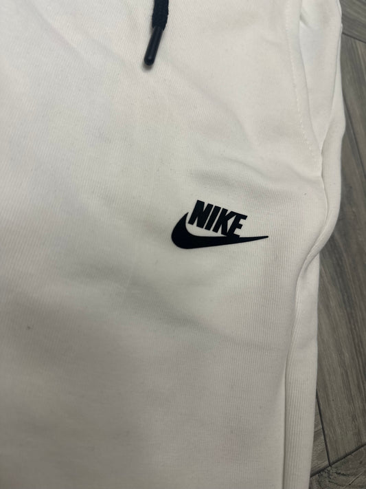 Nike Tech Fleece šorc