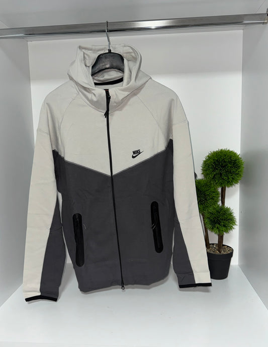 Nike Tech Fleece Dukserica 1/1