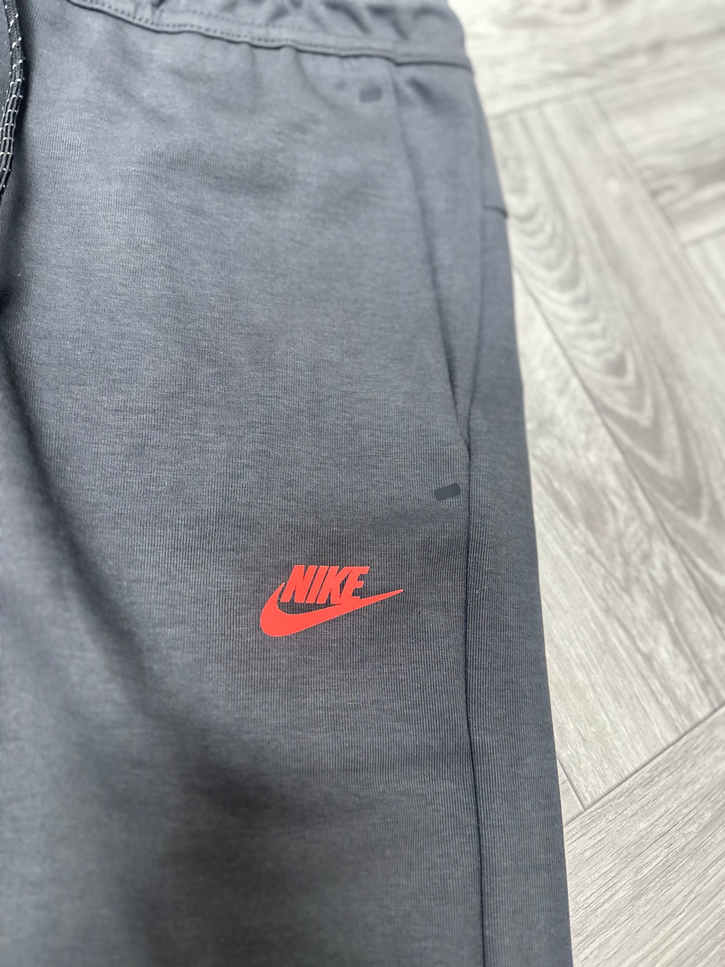 Nike Tech Fleece šorc
