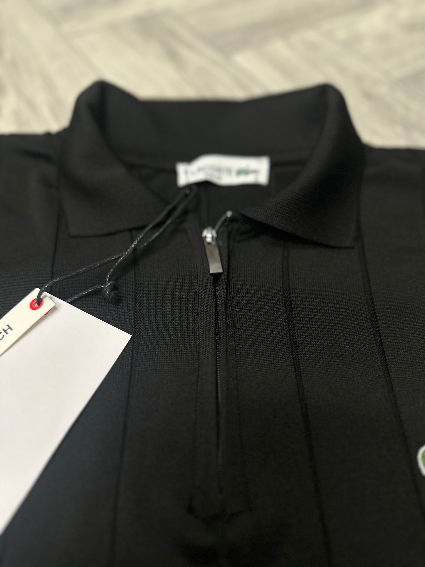 Lacoste kragna