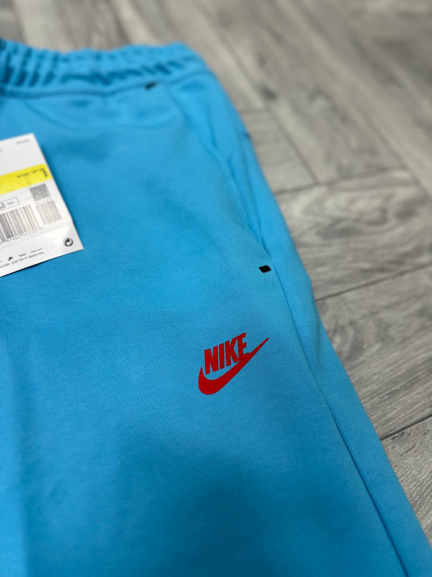 Nike Tech Fleece šorc