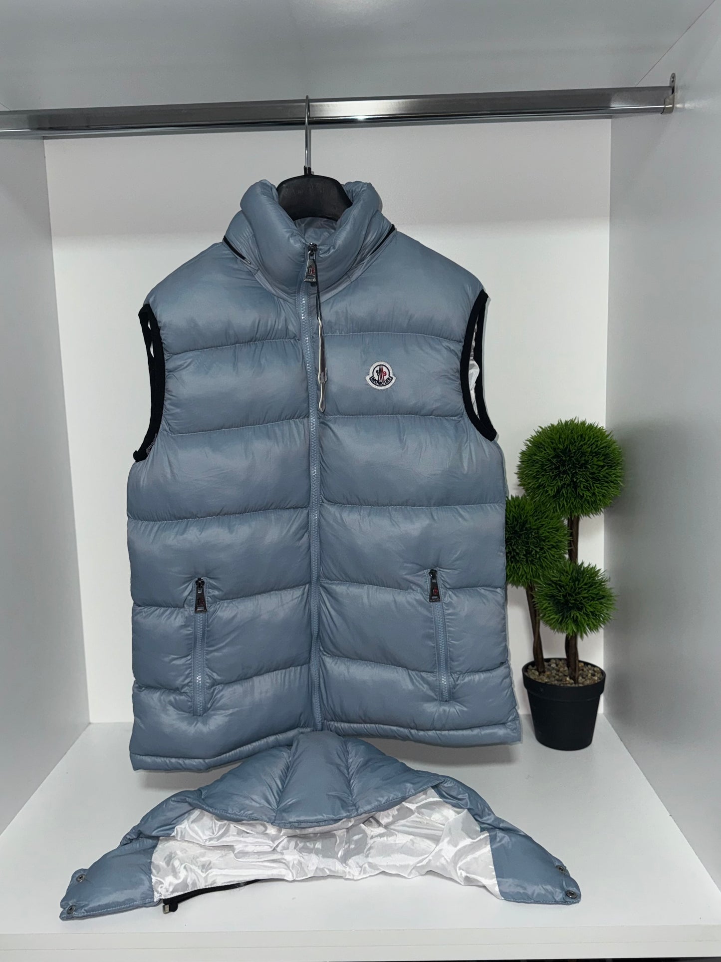 Moncler prsluk
