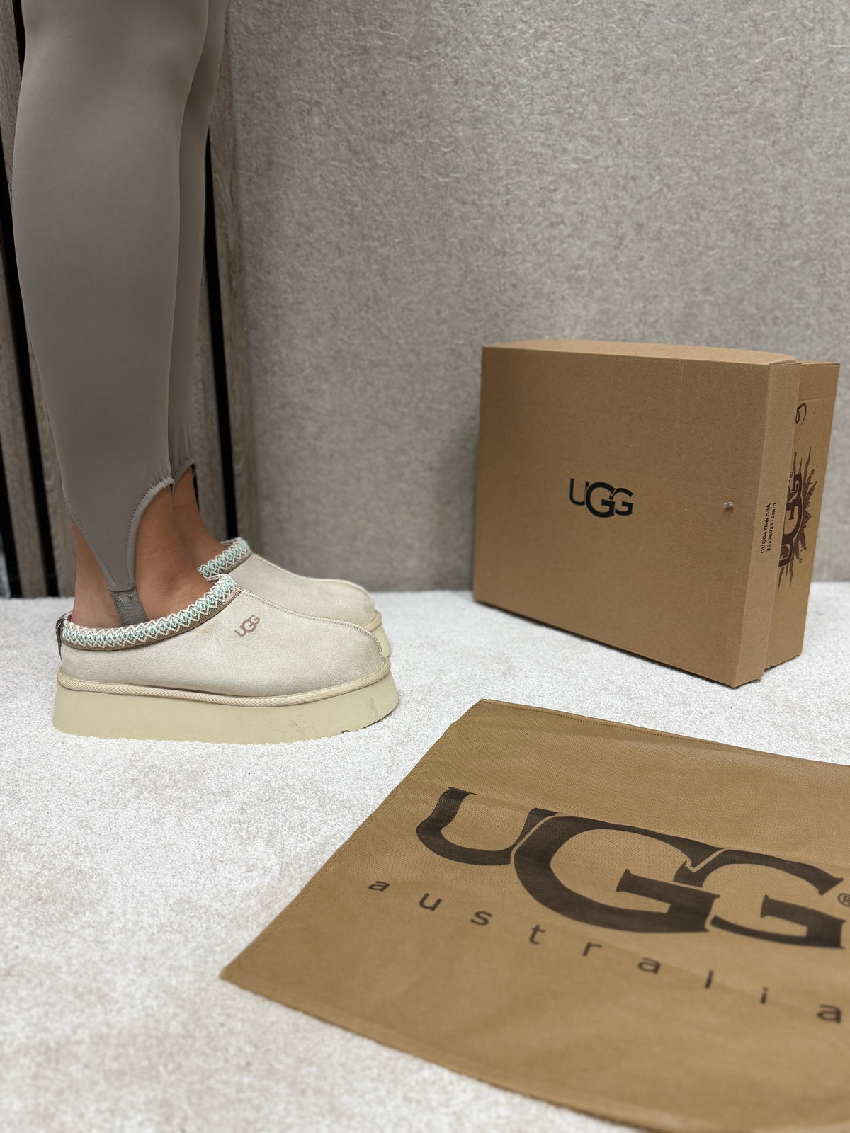 UGG W Tazz