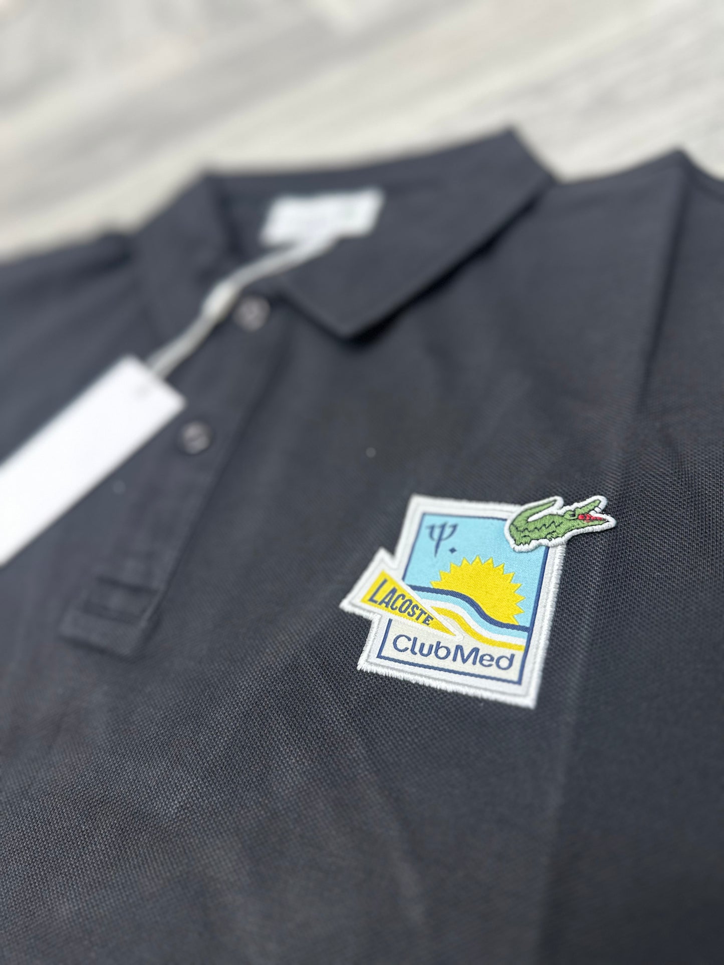 Lacoste kragna