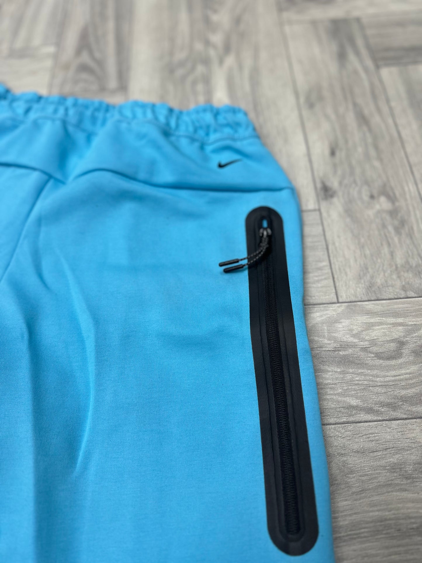Nike Tech Fleece šorc