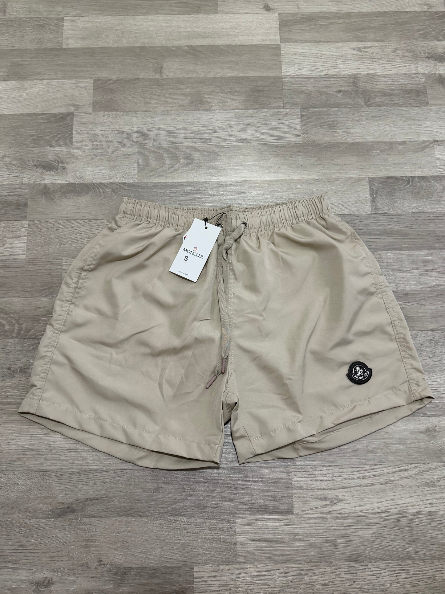 Moncler šorc za kupanje