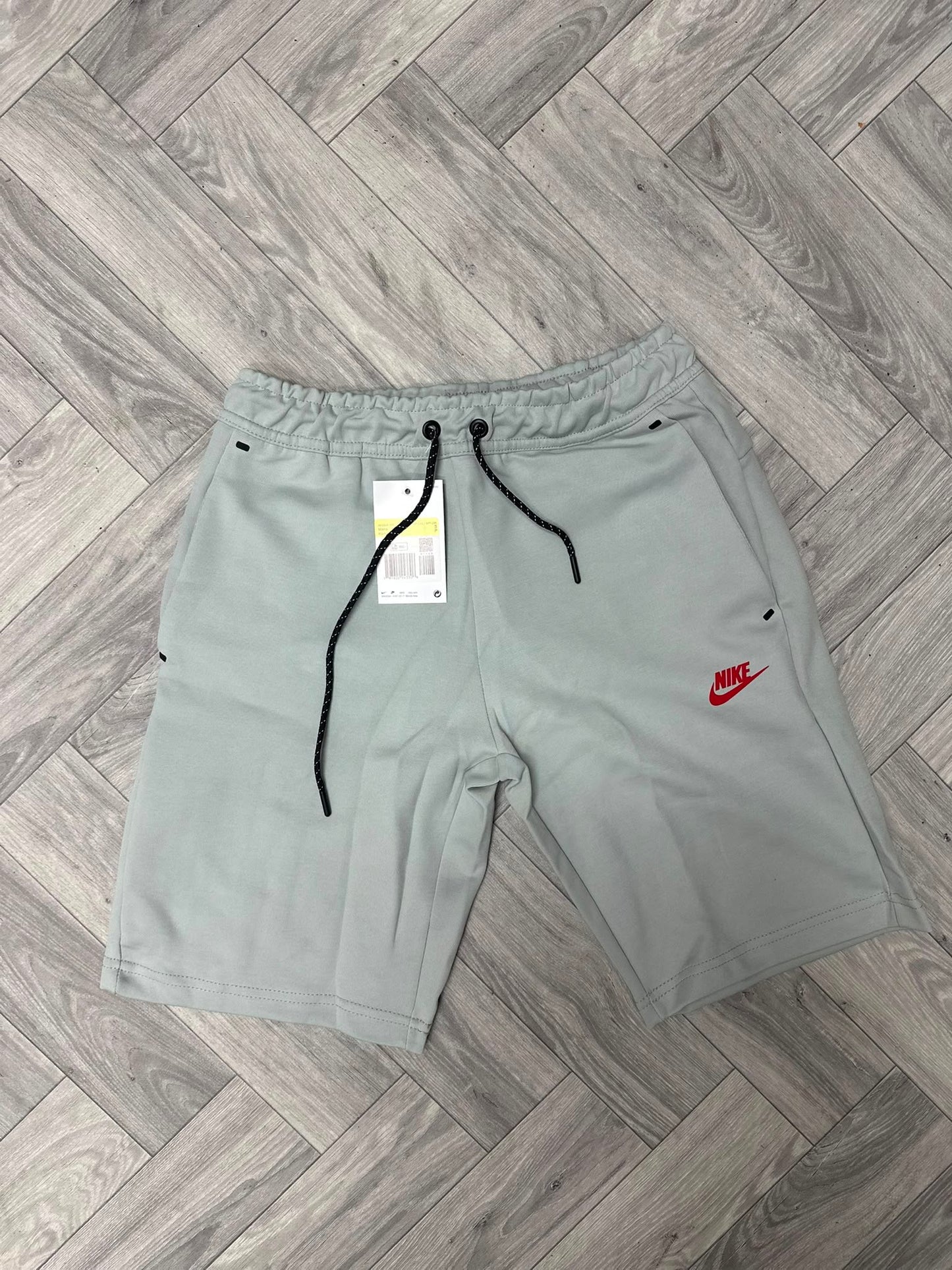 Nike Tech Fleece šorc
