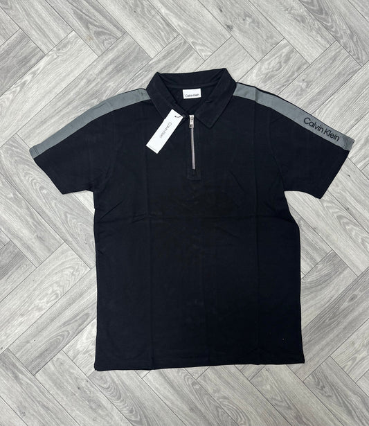 Calvin Klein kragna
