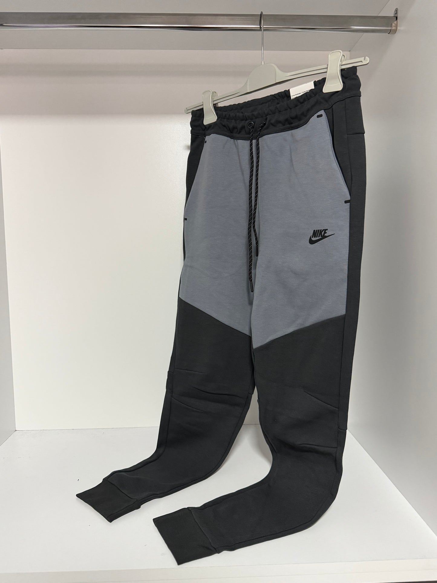 Nike Tech Fleece Trenerka 1/1