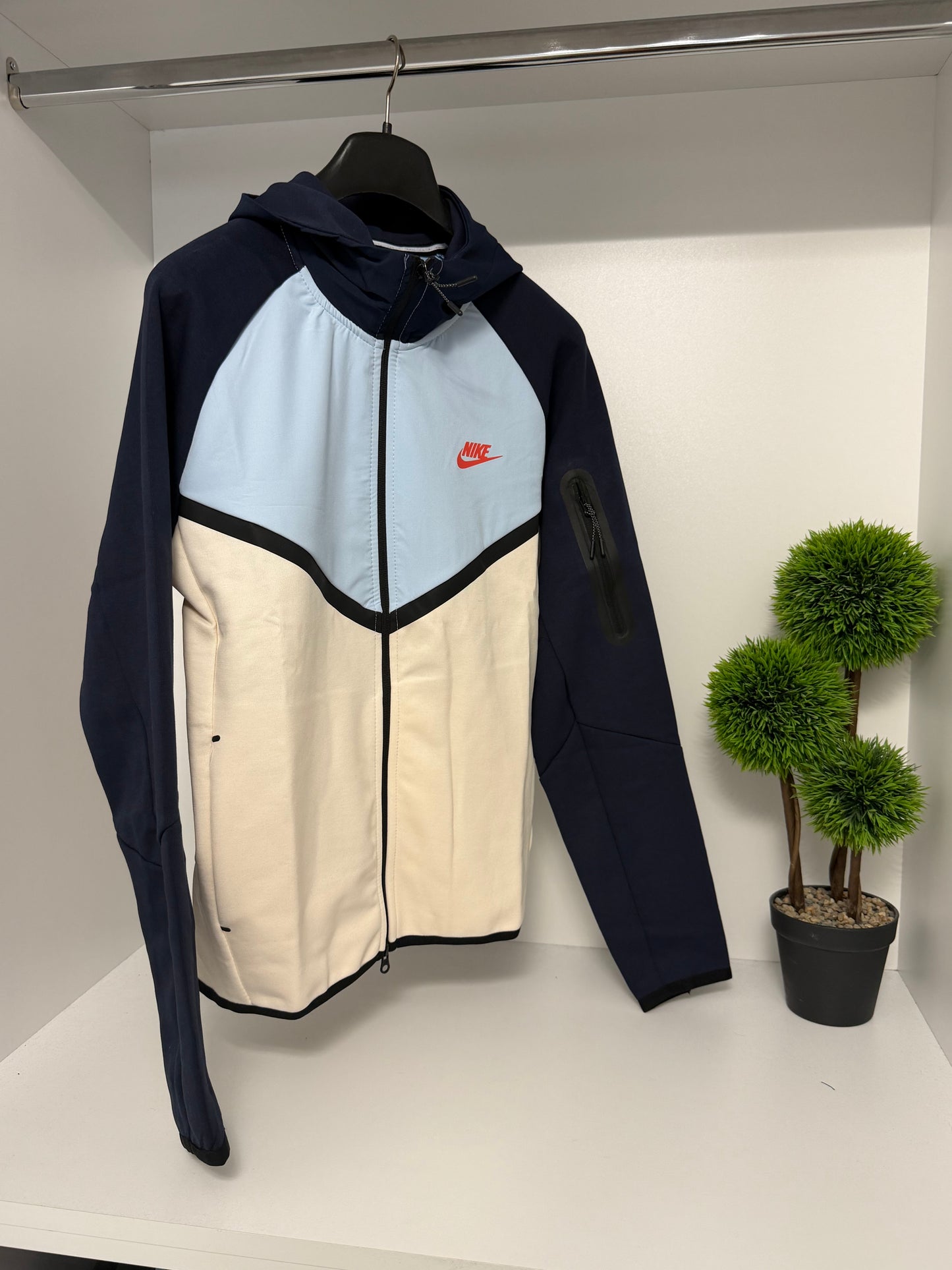 Nike Tech Fleece Dukserica 1/1