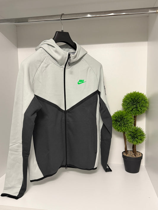 Nike Tech Fleece Dukserica 1/1