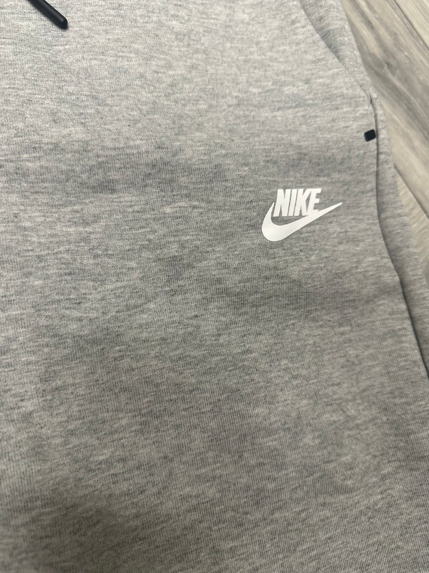 Nike Tech Fleece šorc
