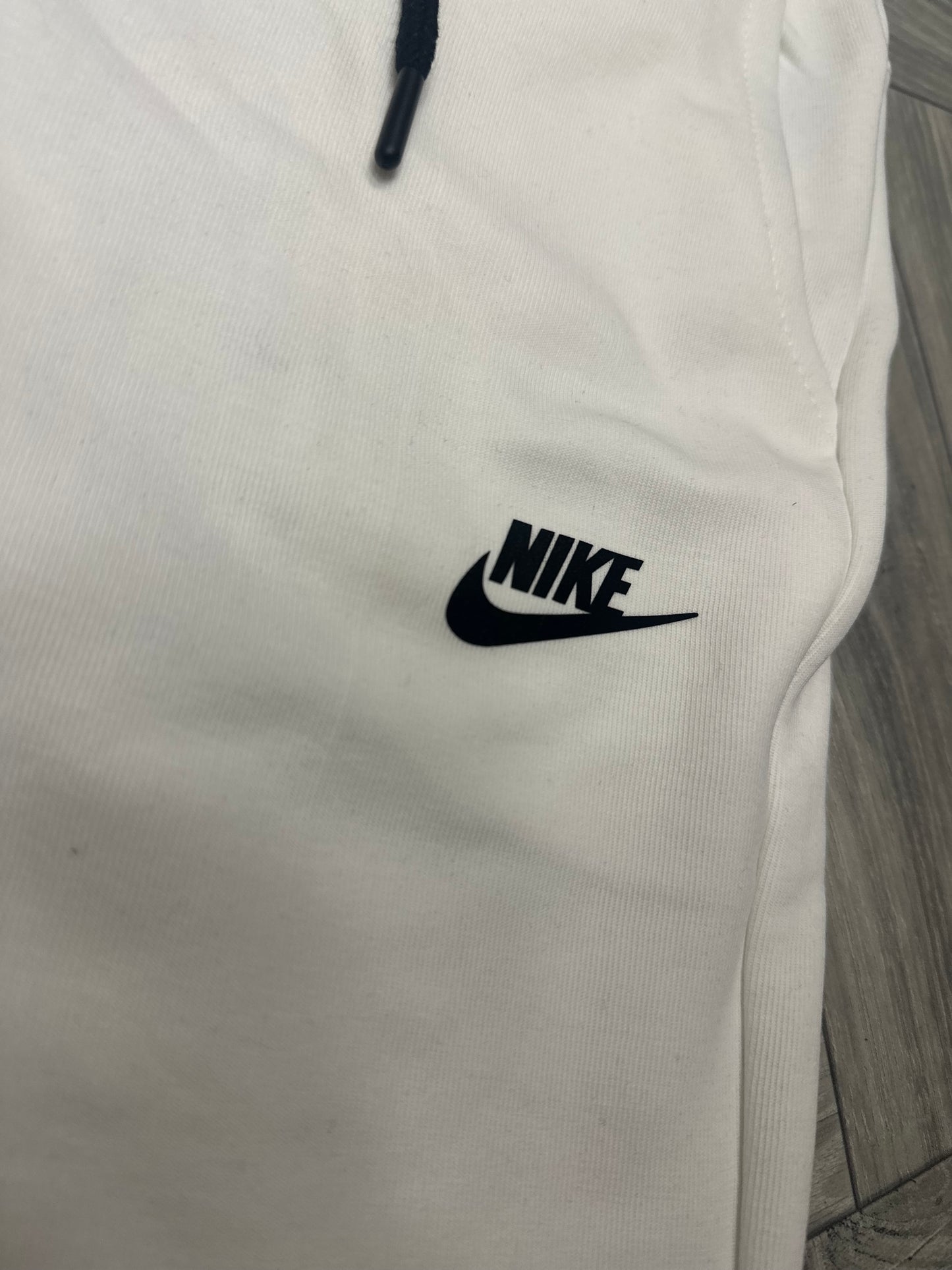 Nike Tech Fleece šorc