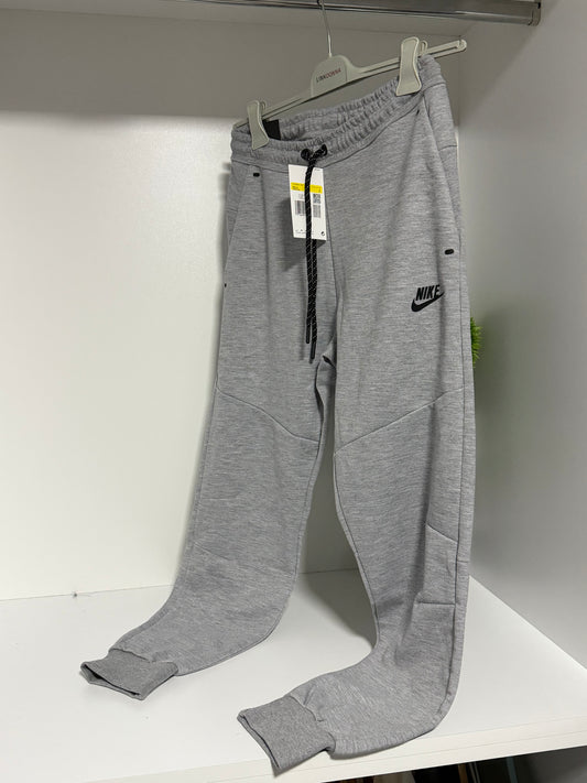 Nike Tech Fleece Trenerka 1/1