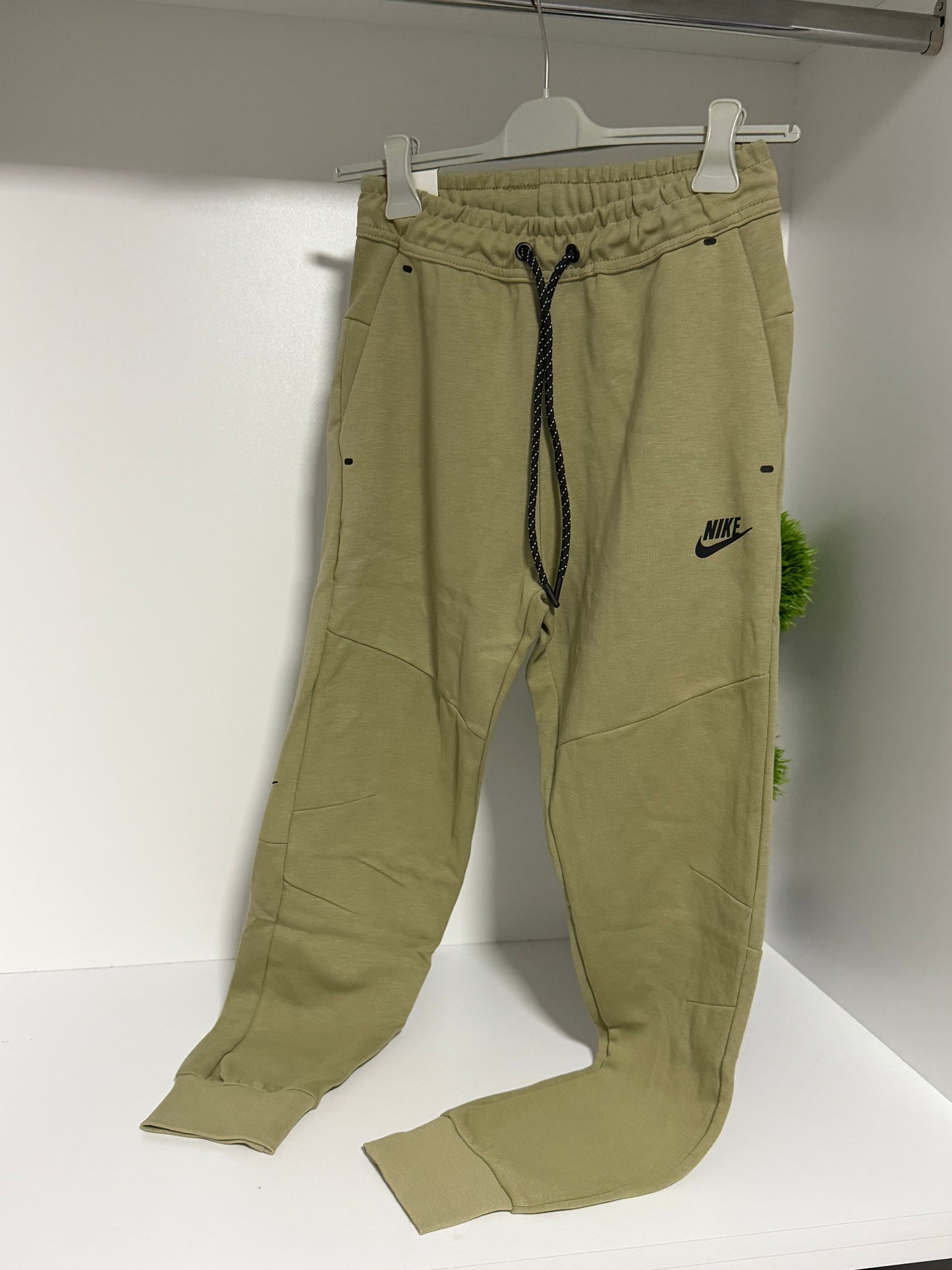 Nike Tech Fleece Trenerka 1/1