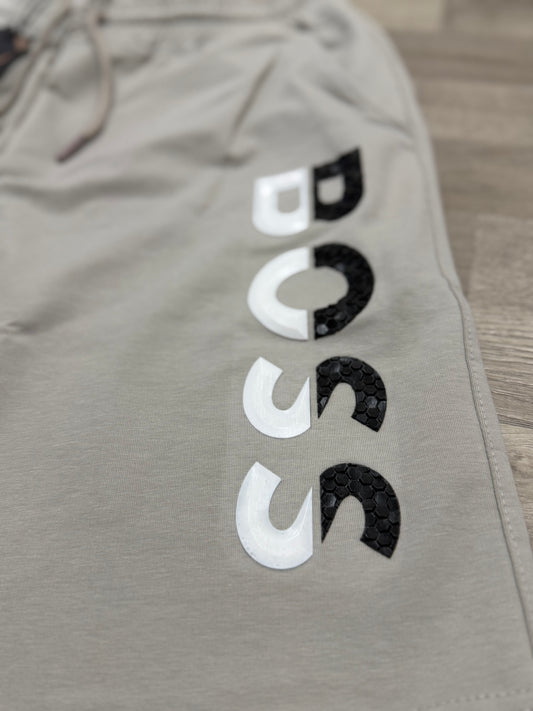Boss šorc
