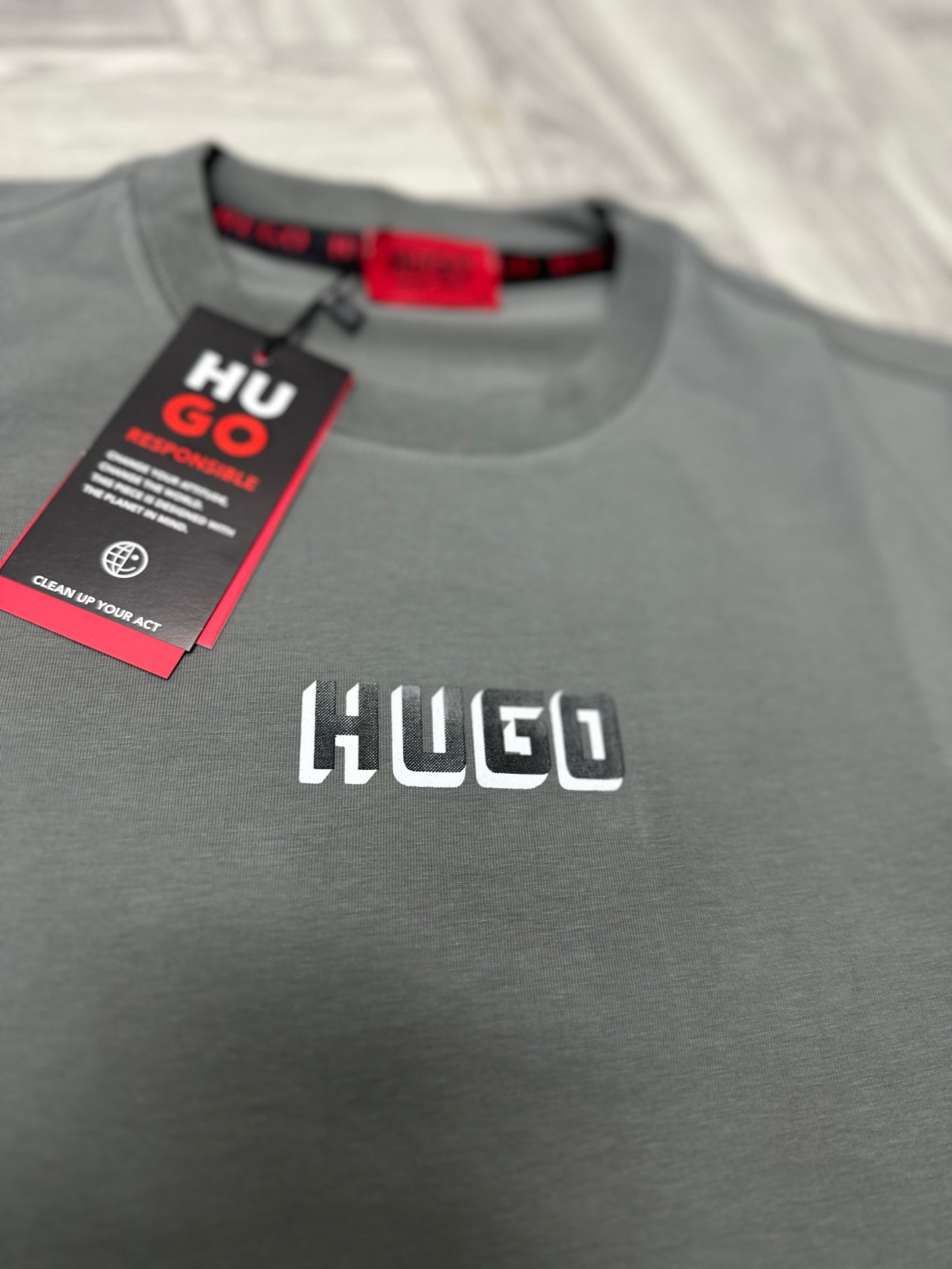 Hugo majica