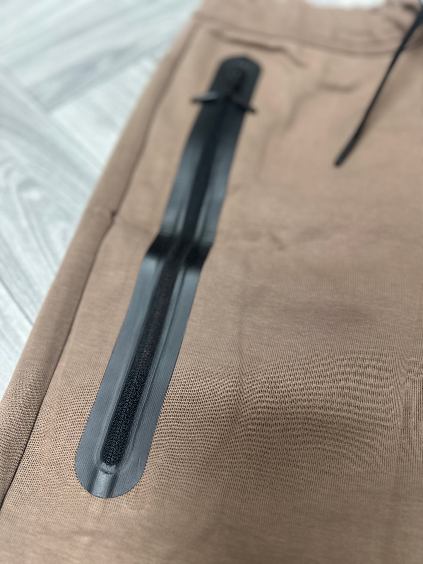 Nike Tech Fleece šorc