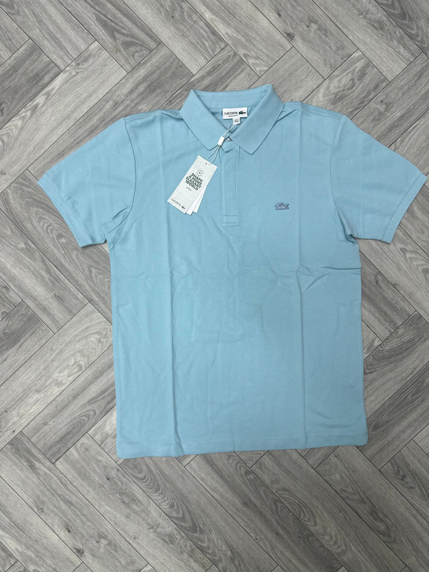 Lacoste kragna