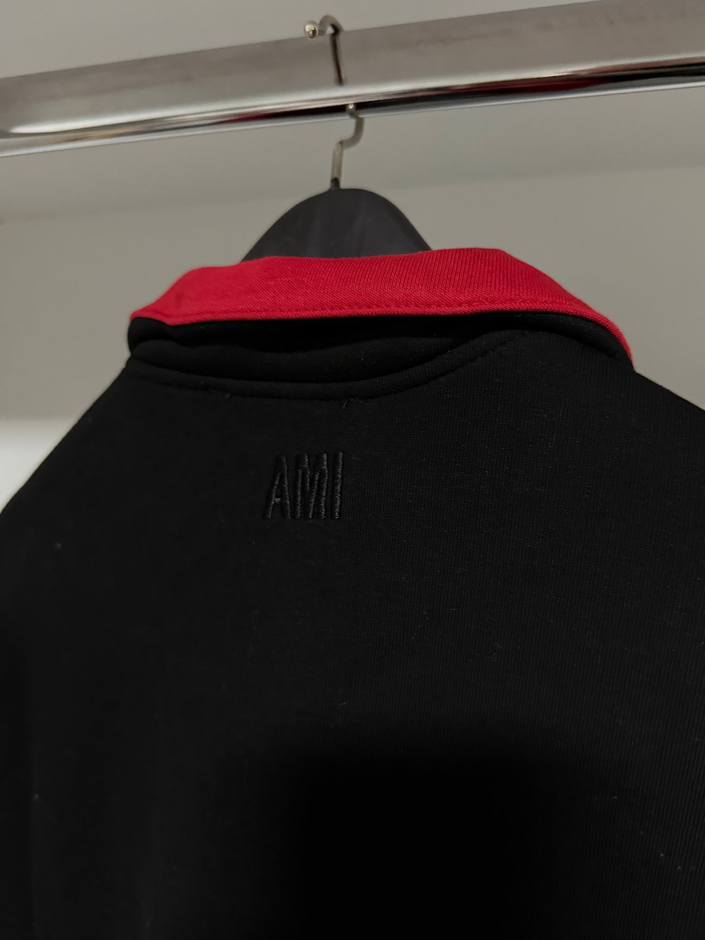 Ami Half-Zip duks