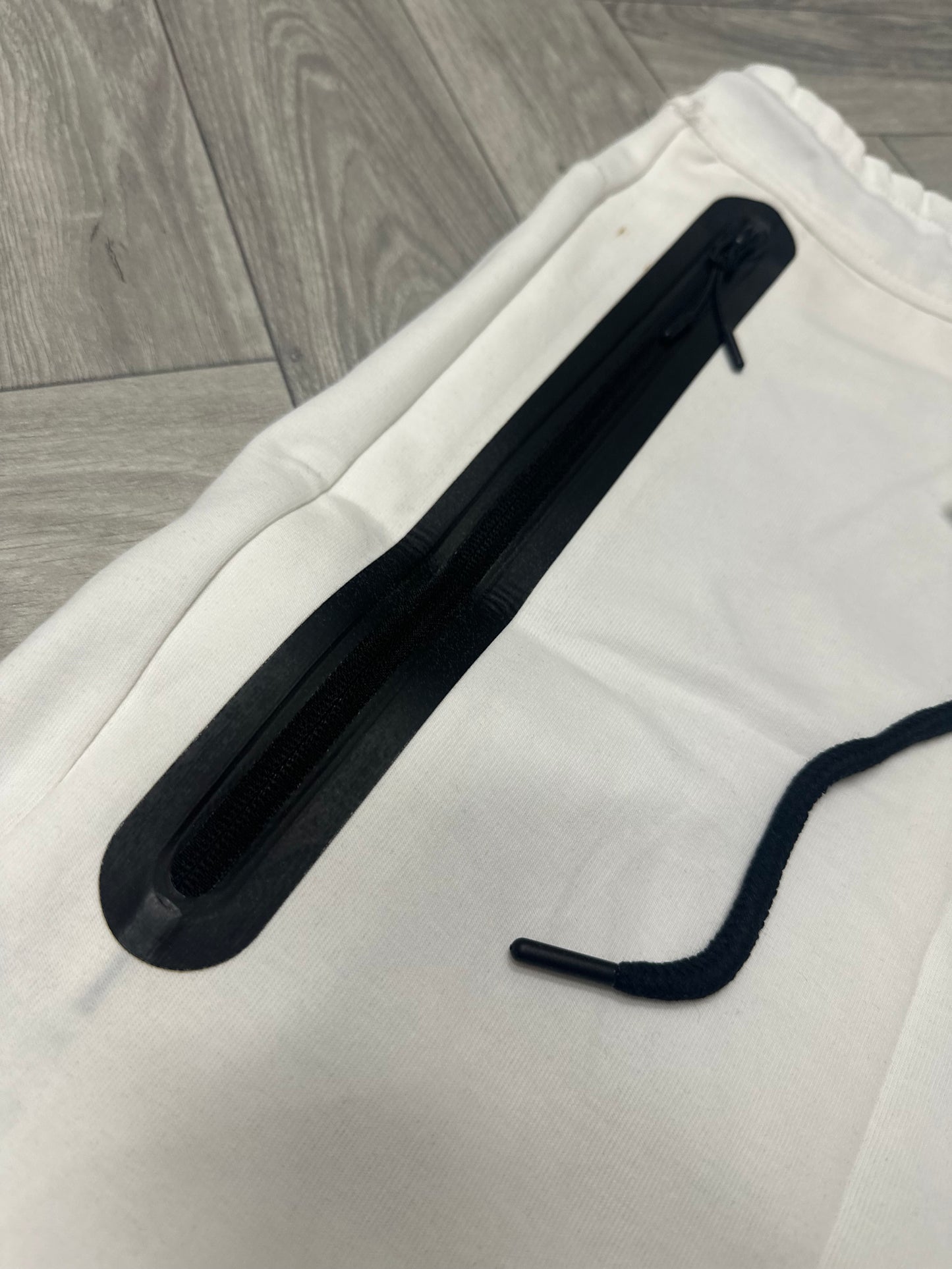 Nike Tech Fleece šorc