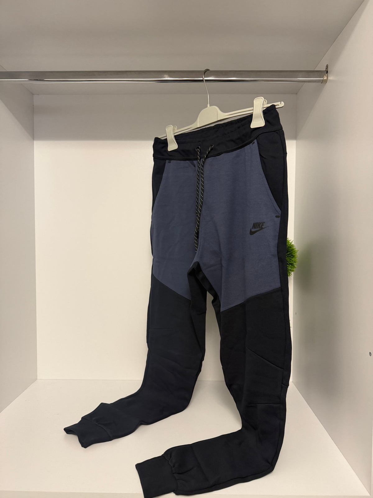 Nike Tech Fleece Trenerka 1/1