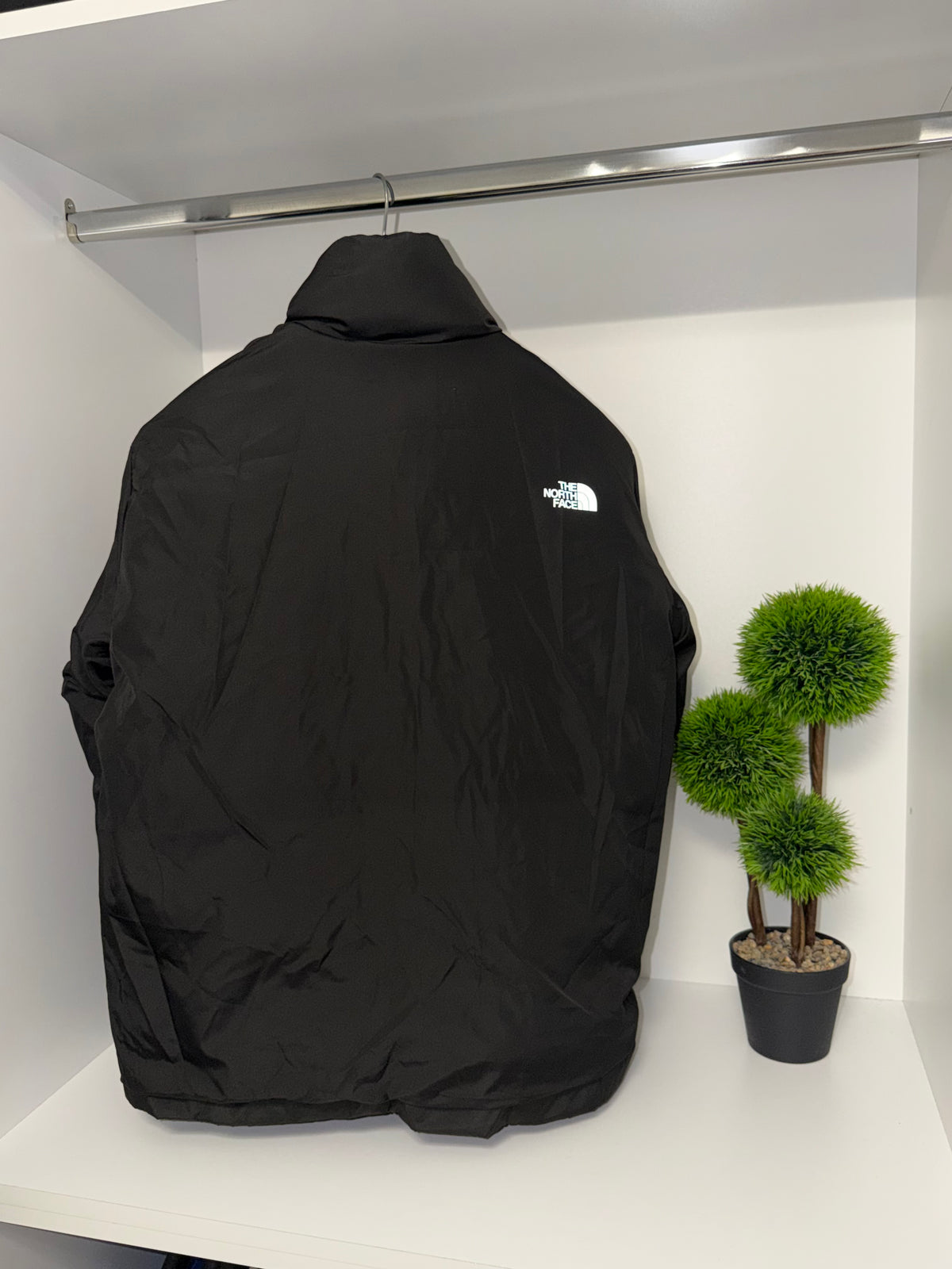 The North Face zimska jakna sa dva lica