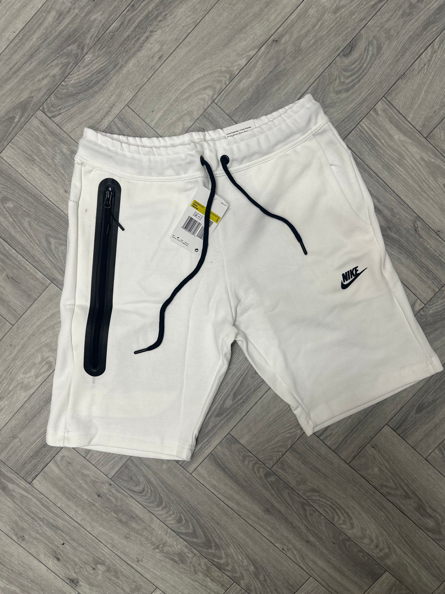 Nike Tech Fleece šorc