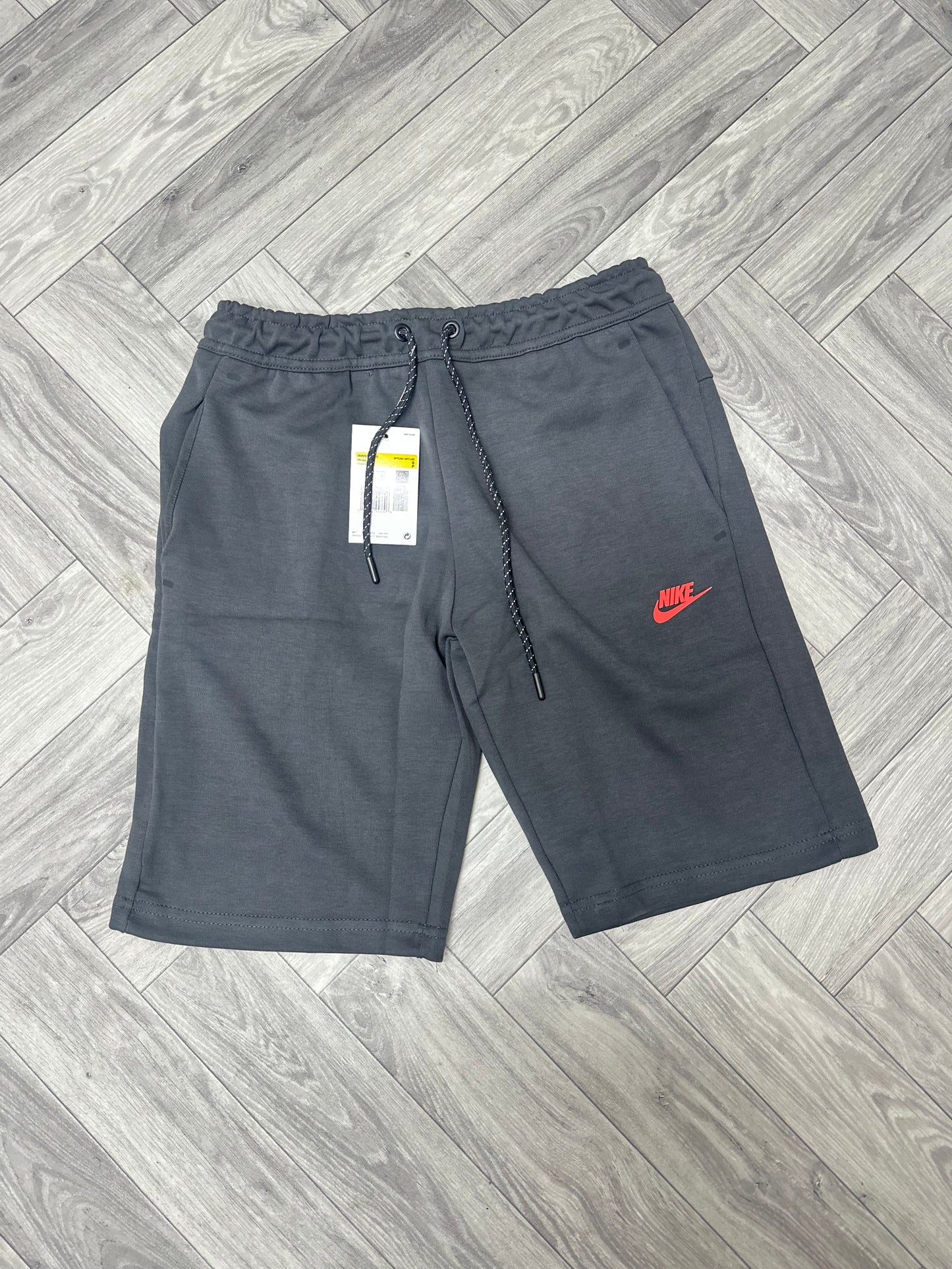 Nike Tech Fleece šorc