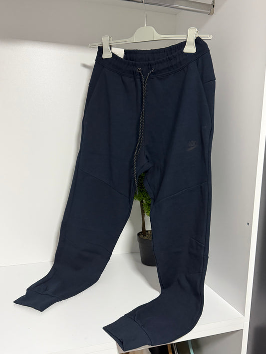 Nike Tech Fleece Trenerka 1/1