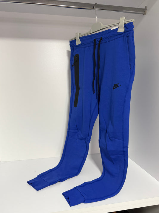 Nike Tech Fleece Trenerka 1/1